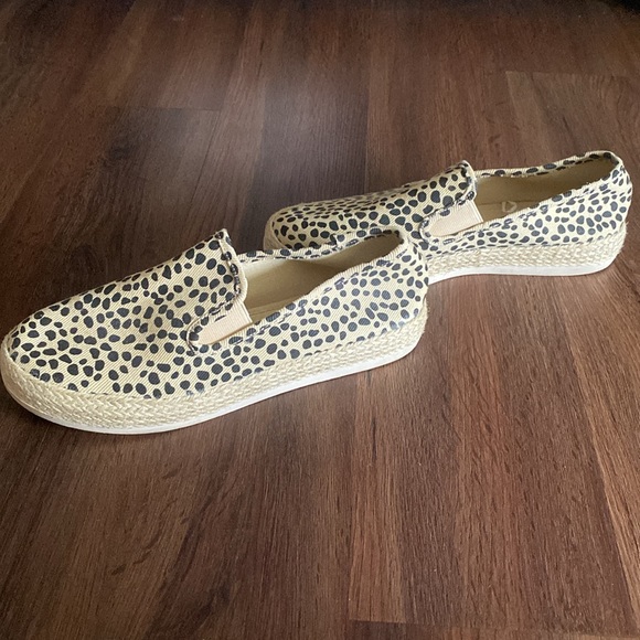 Esprit Leopard Shoes - Picture 5 of 8